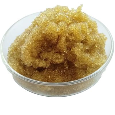 Resina a scambio cationico giallo pallido ad alta efficienza 001*7 fortemente acida per applicazioni di addolcimento dell'acqua